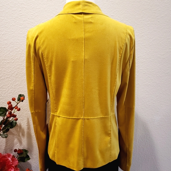 BAGATELLE Faux Suede Long Sleeve Drape-Front Yellow Jacket--M - Picture 3 of 14